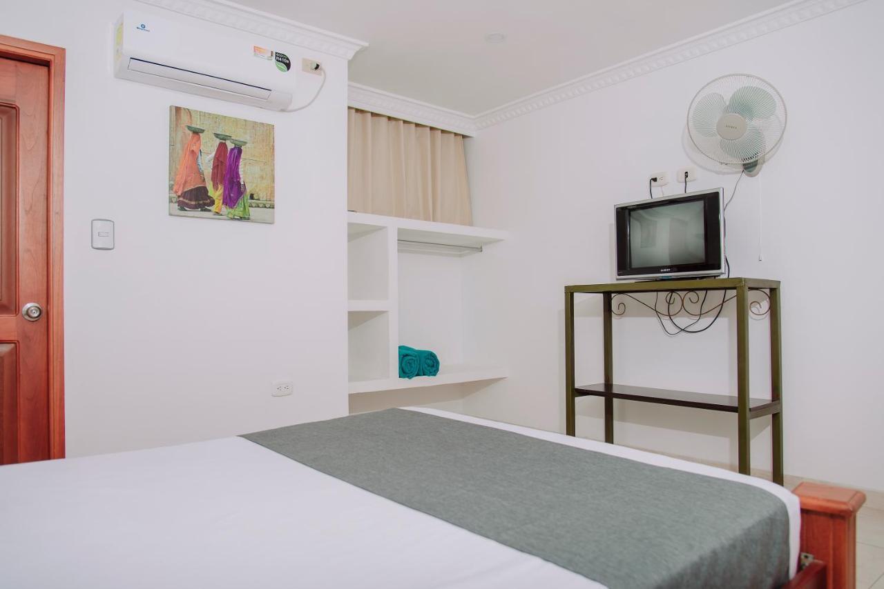 Hotel Colon Rodadero サンタ・マルタ エクステリア 写真